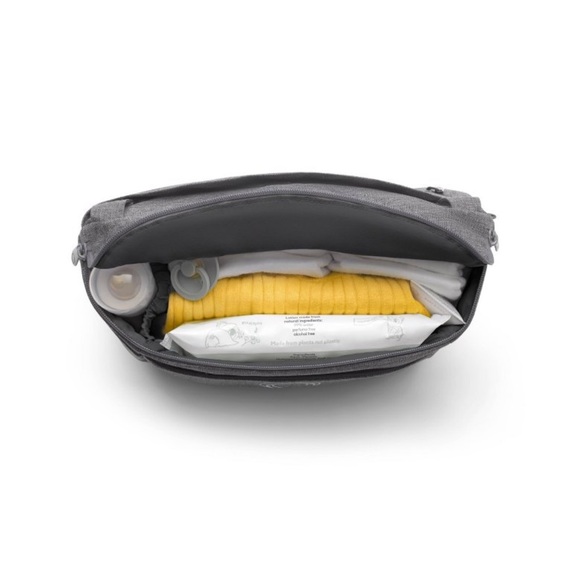 SOLD💸Bugaboo Stroller Organizer - Picture 4 of 6